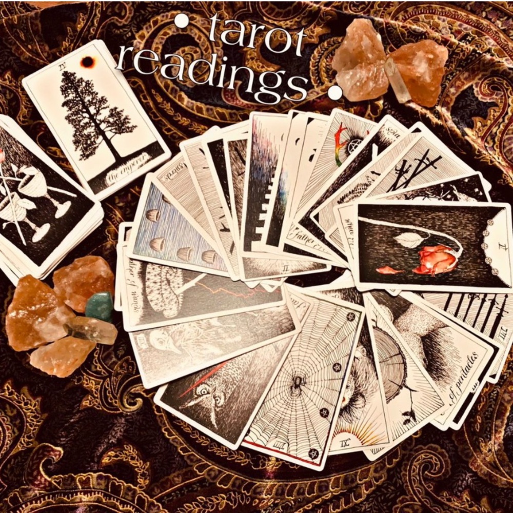 TAROT/ ORACLE/ CUSTOM PLAYLISTS